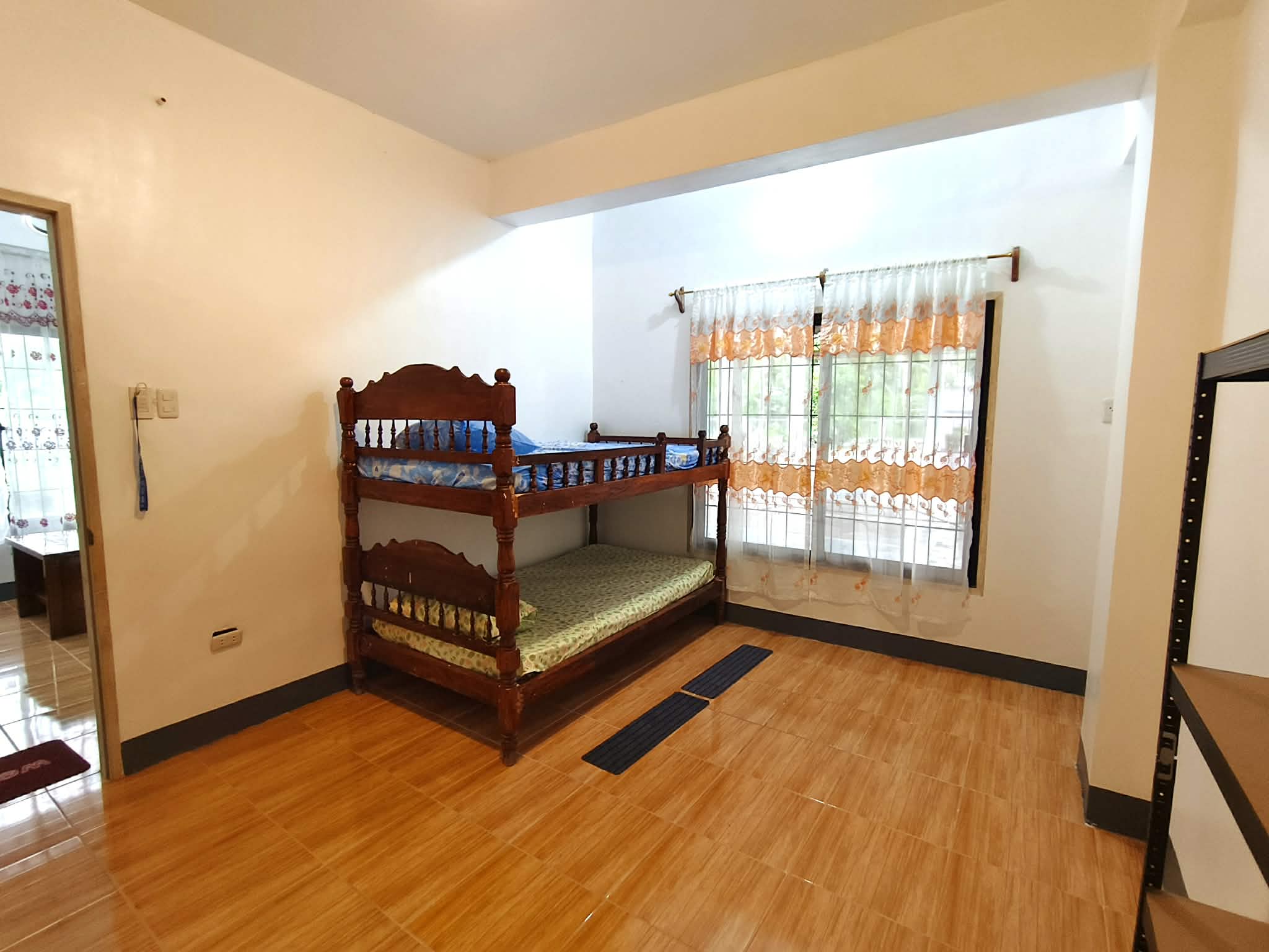 Share Room Plus